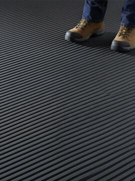 Piso Antiderrapante Mil Rayas