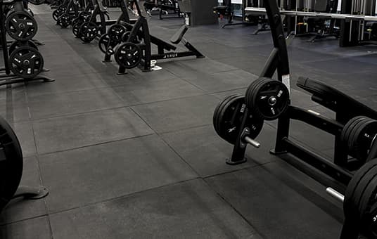 Tapete de hule para gimnasio en loseta 1x1 m de 15 mm de espesor