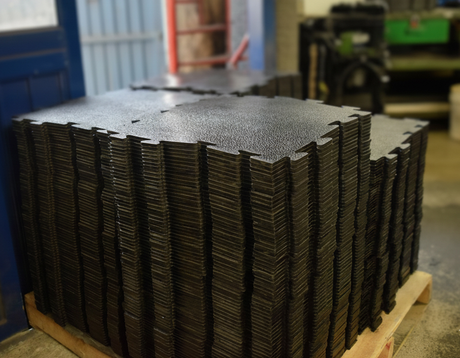 Pisos de hule industriales y decorativos - Grupo Everest