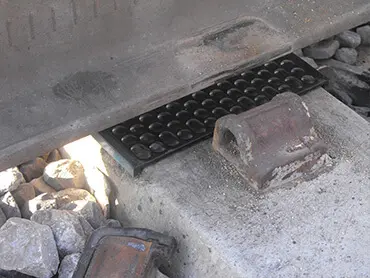 Hule ferroviario resistente para vías y componentes industriales