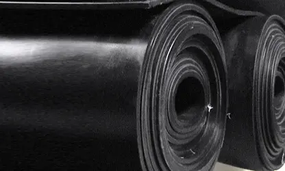 Rollos de Hule Minero Fullbrac con alta resistencia a abrasión y cargas pesadas.